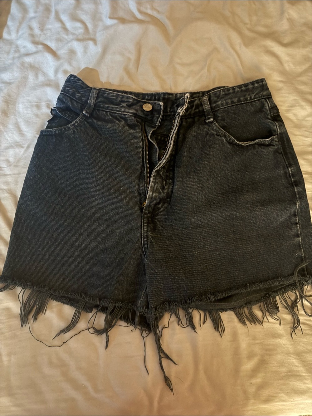 BONGO Black Frayed Hem Denim Shorts